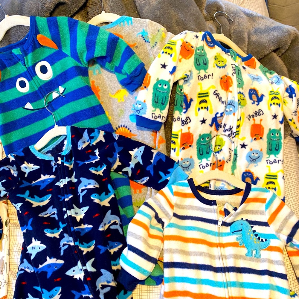 Baby boy footed sleepers fleece 9months